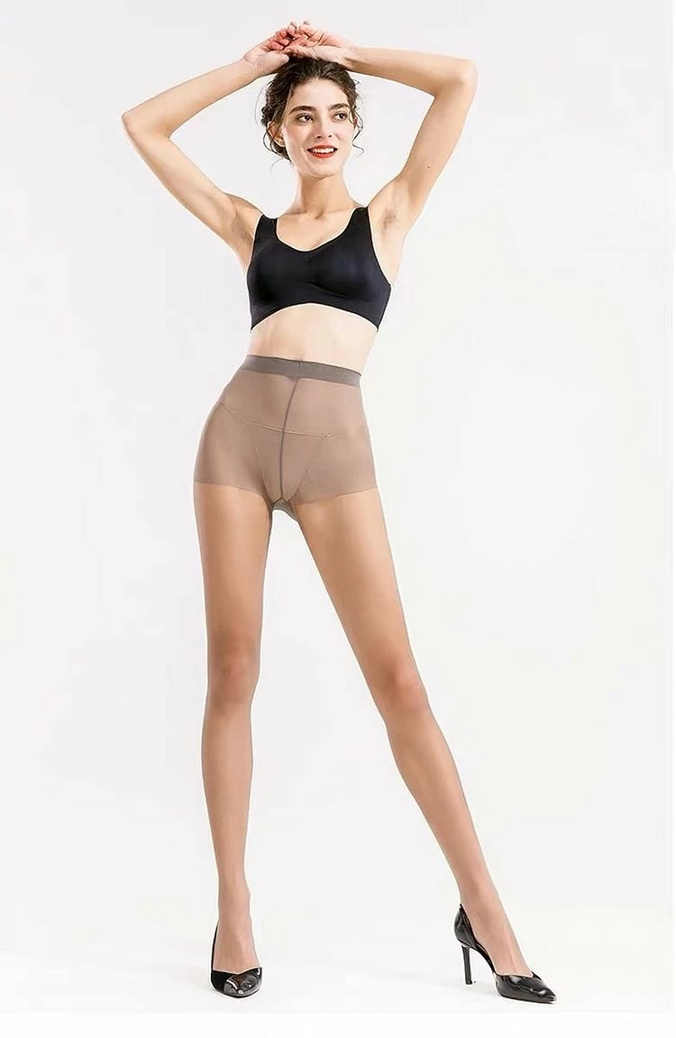 DIY Tearable Stockings - Image 4