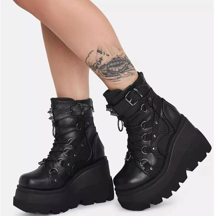 Women‘s Dark Monoblock Wedges Lace Up Platform Boots - Image 3